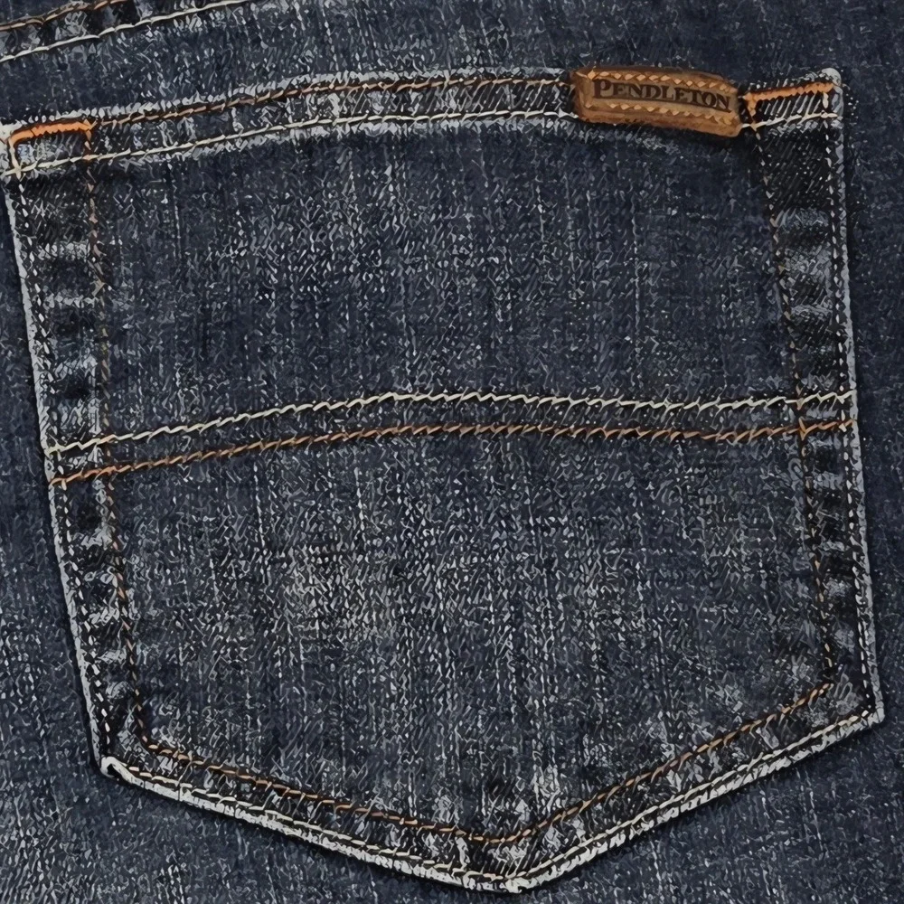 Pendleton Jeans Mens 38x30 Excellent Fading Blue Dark Wash Straight Leg Denim